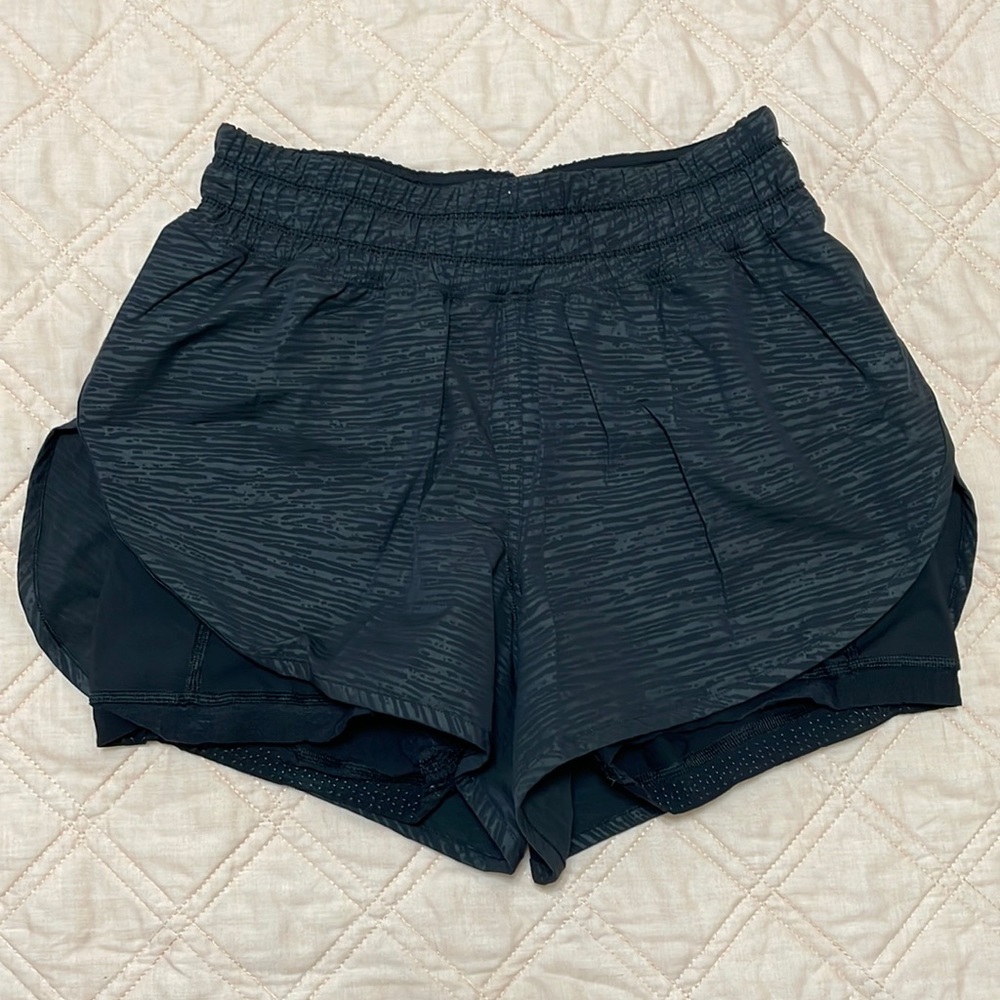 Lululemon shorts with liner